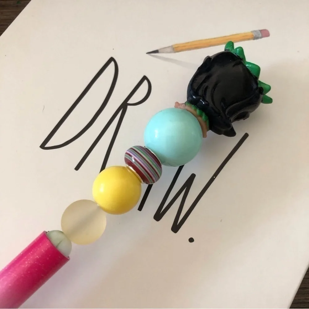 Disney Doorables: Lilo & Stitch: Lilo handmade beaded pen